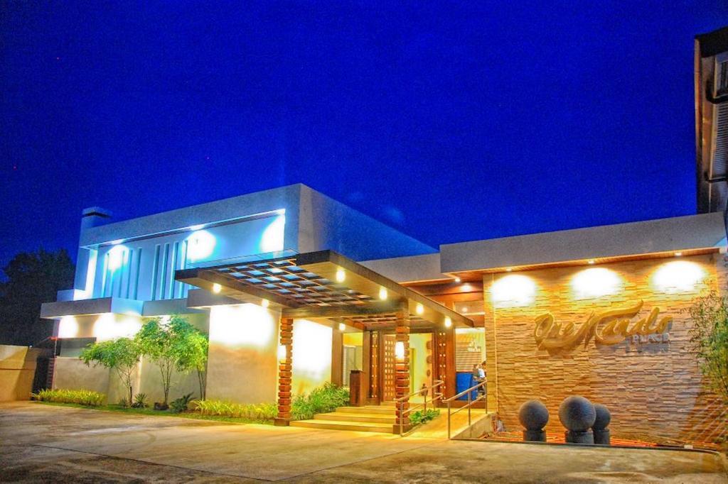 One Manalo Place Puerto Princesa Exteriér fotografie
