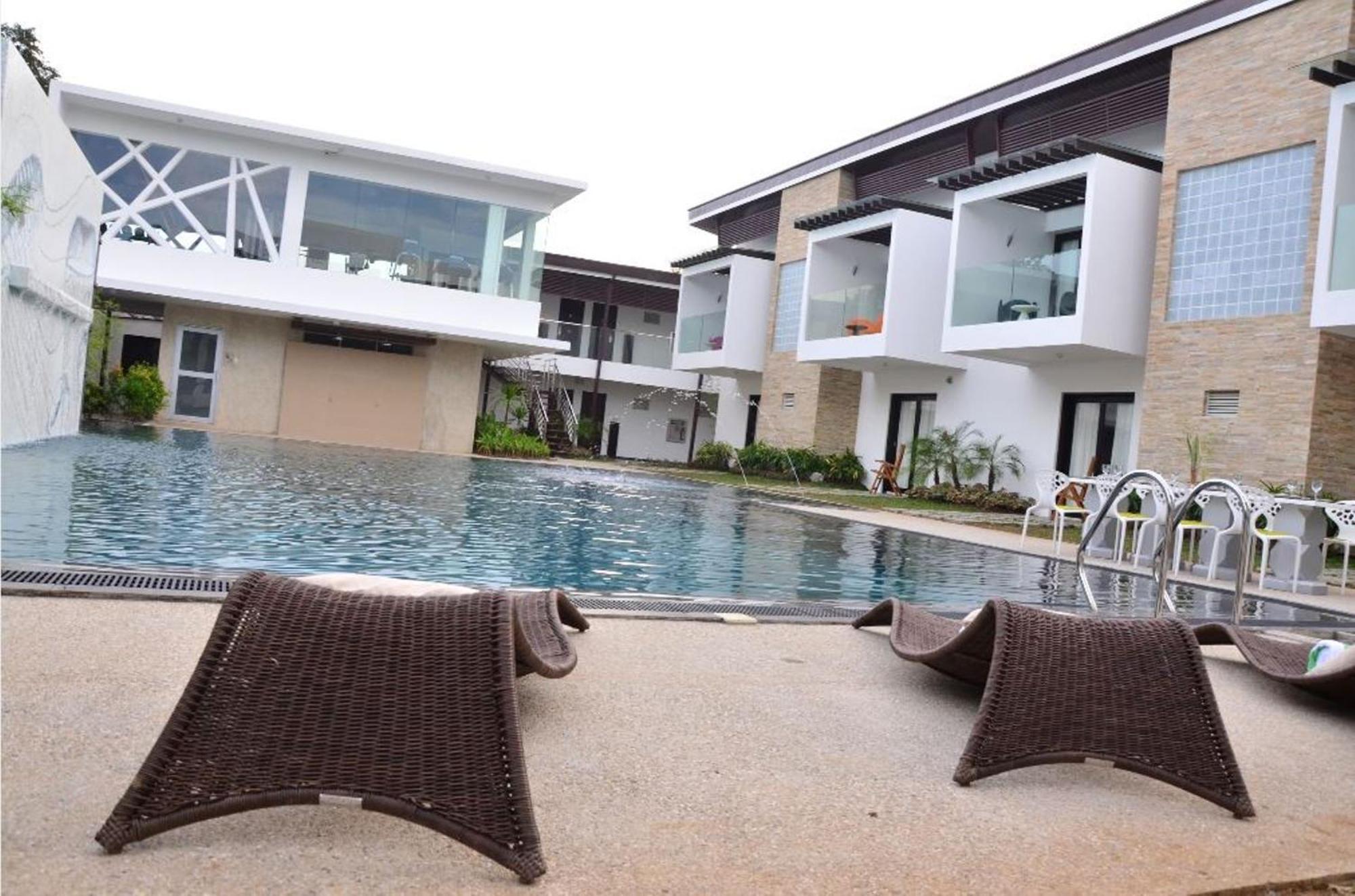 One Manalo Place Puerto Princesa Exteriér fotografie